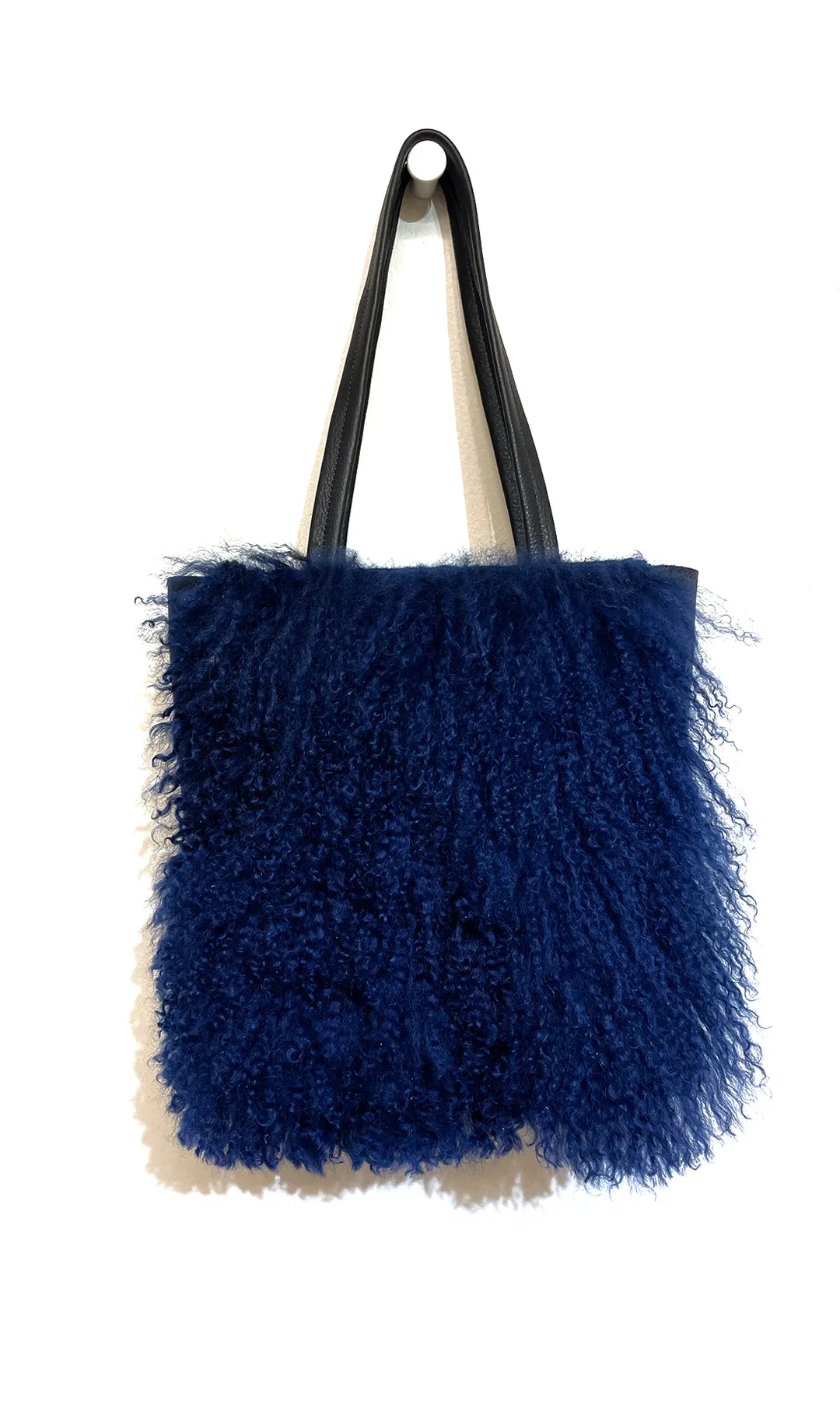 Scout Navy Fur & Black Matte