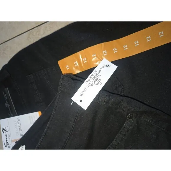 Seven7 Women's 5&quot; Fray Hem‎ Mid Rise  Black Denim Weekend Shorts Size 12