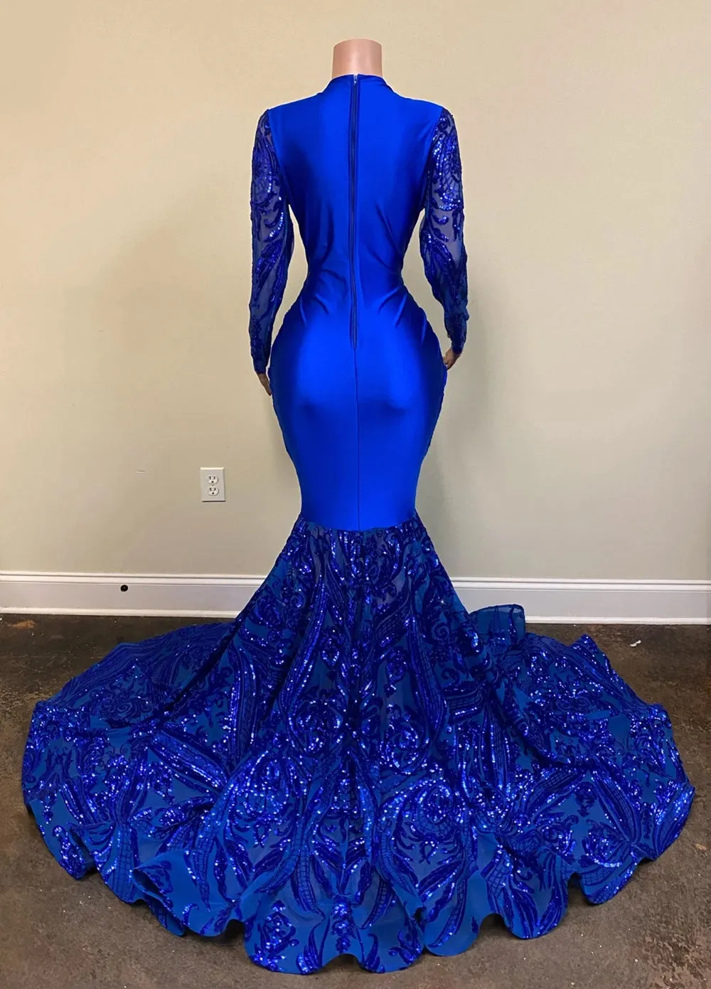 sparkly evening dresses long sleeve v neck sequin applique royal blue mermaid evening gown vestidos de fiesta