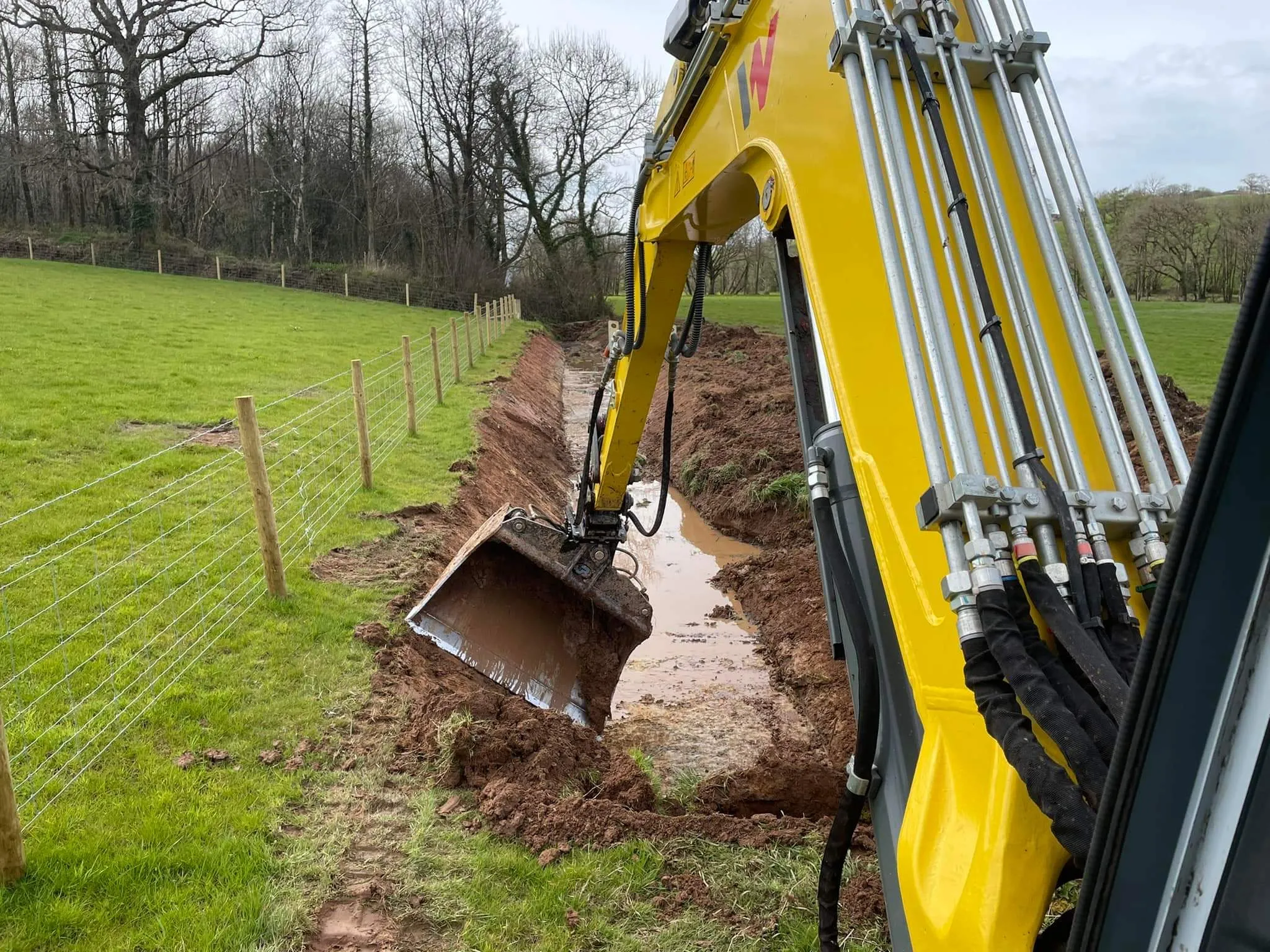 STB-6 Scandinavian Excavator Tilting Bucket - 6 to 10 tonne