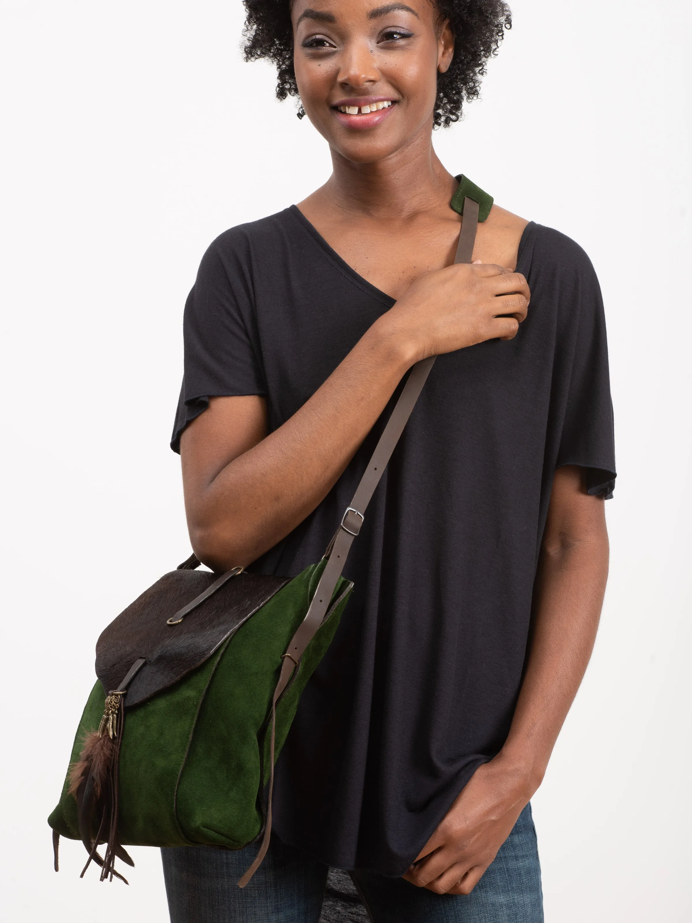 suede messenger