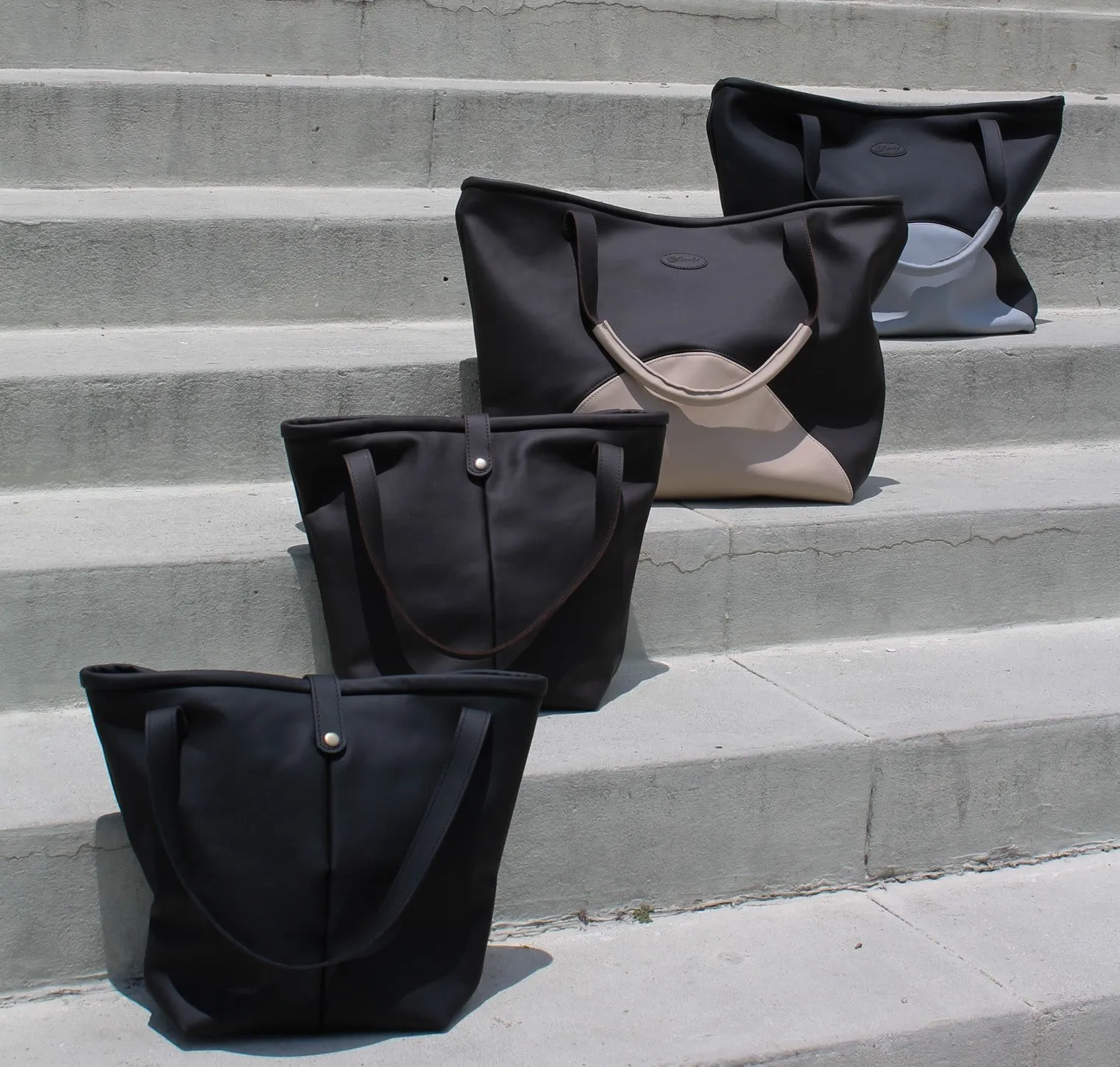 Timeless Tote-Carbon/Storm Elemental