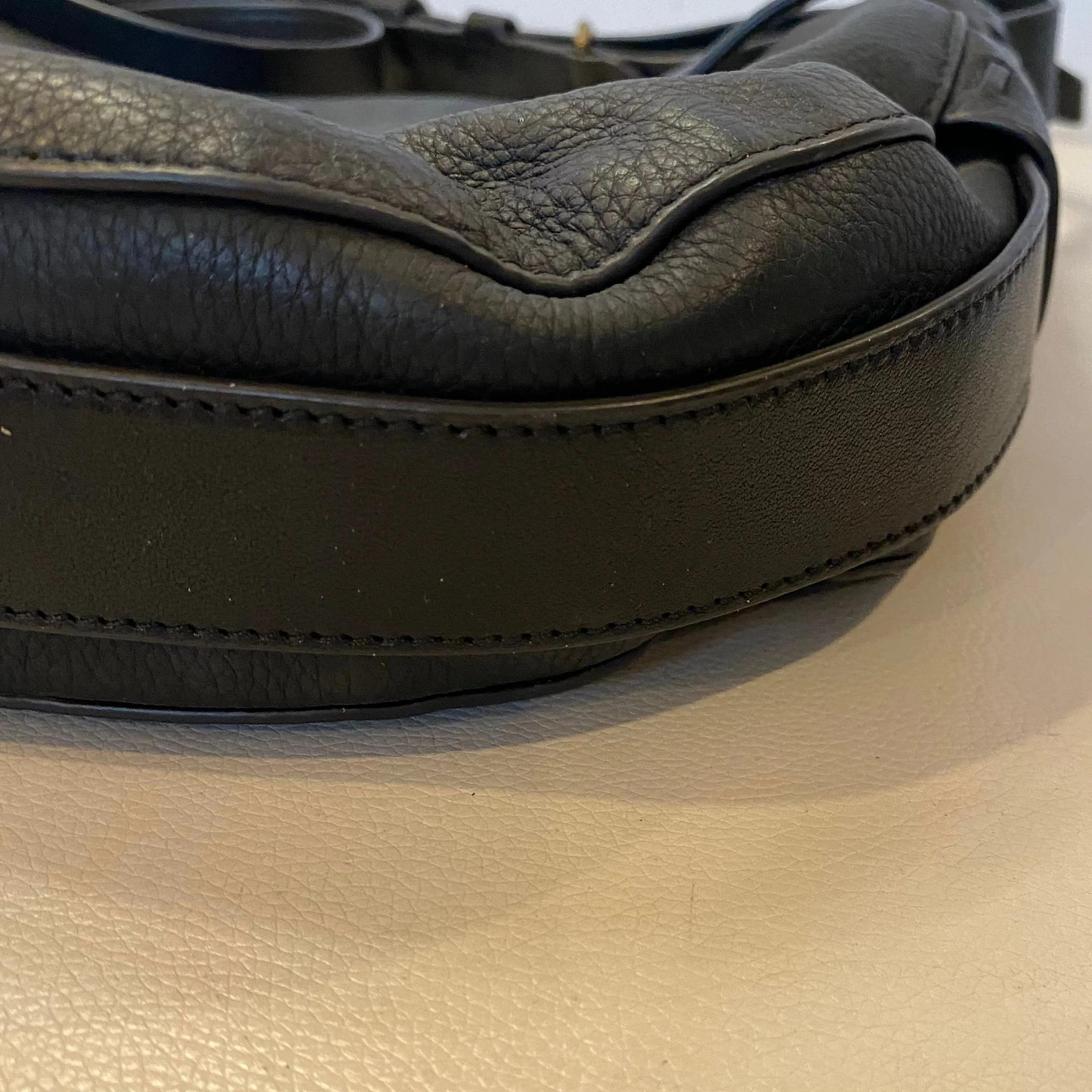 TORY BURCH Black Leather Gemini Link Shoulder Bag
