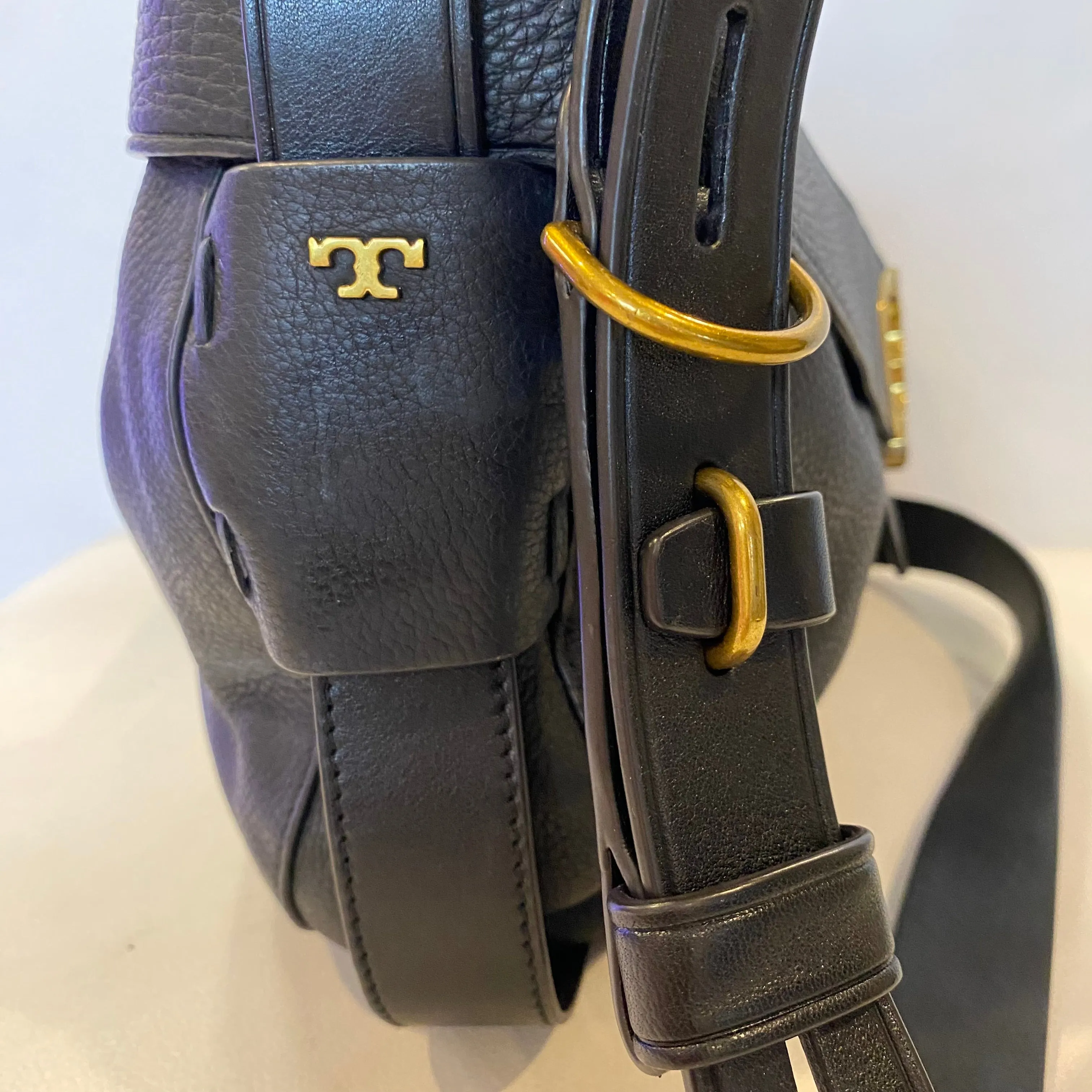 TORY BURCH Black Leather Gemini Link Shoulder Bag