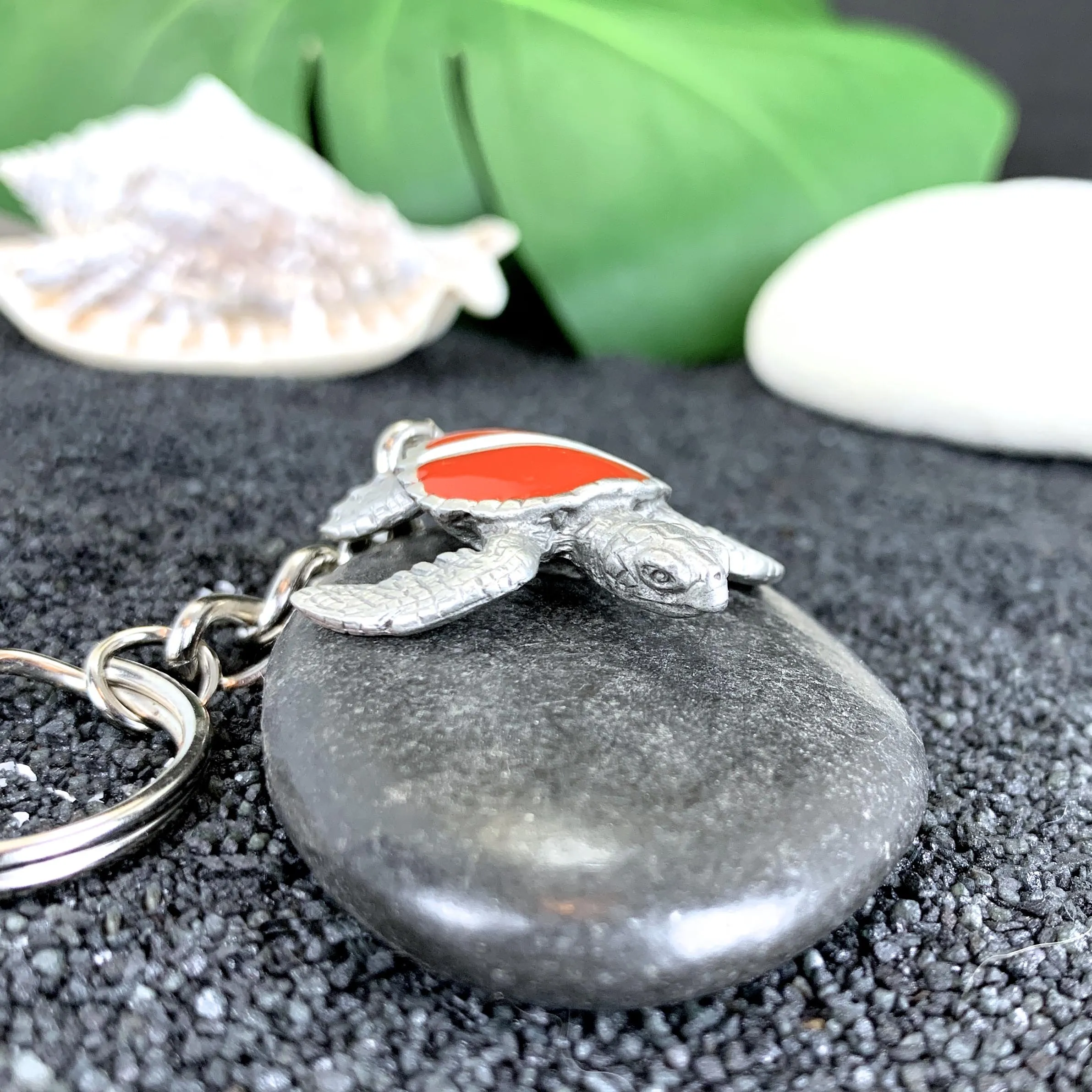 Turtle Keychain with Dive Flag for Men and Women- Gift for Turtle Lovers, Scuba Diving Turtle Keyring, Sea Turtle Key Fob, Gifts for Scuba