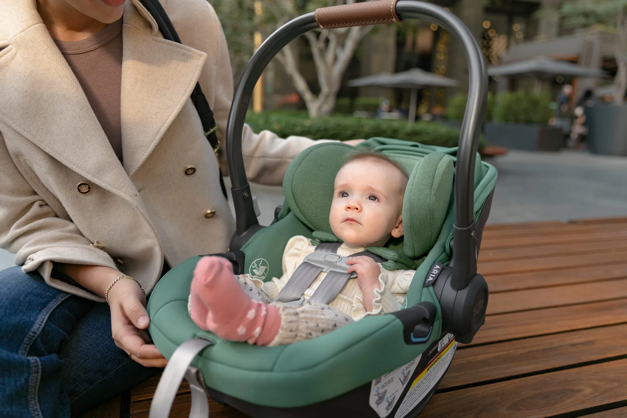 UPPAbaby Aria Infant Car Seat - Gwen (Green/Saddle Leather)