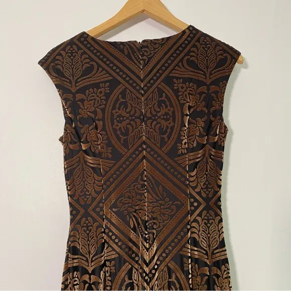 Vince Camuto Women's Velvet Print Sheath Dress Brown Black Size 6 Evening