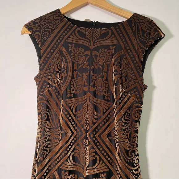 Vince Camuto Women's Velvet Print Sheath Dress Brown Black Size 6 Evening