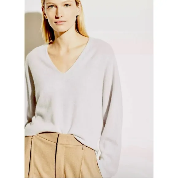 Vince V-Neck Cashmere Sweater