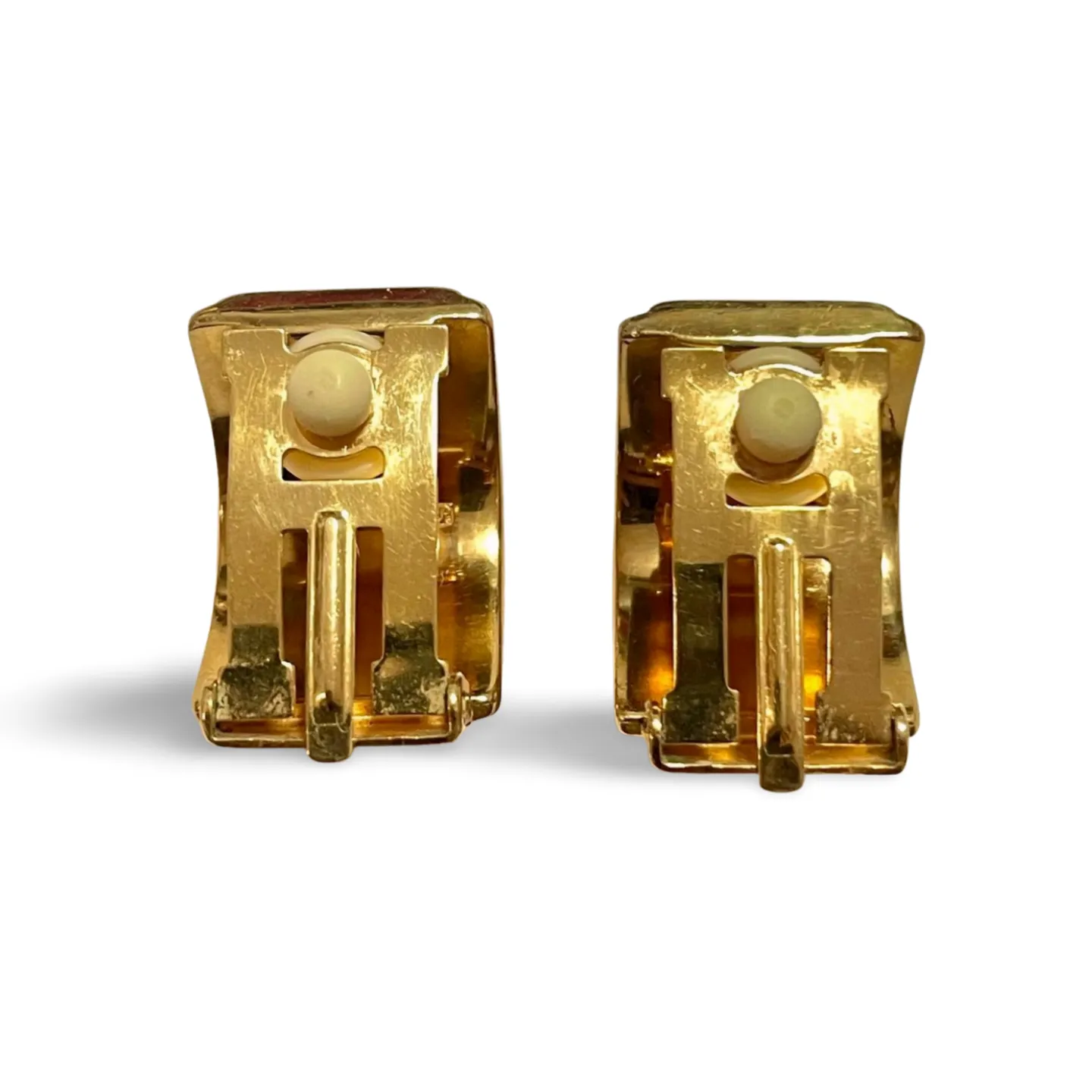 Vintage Hermes cloisonné ceramic enamel golden earrings with 2 female lion design. Twin lions. Great gift idea. 070225ac5