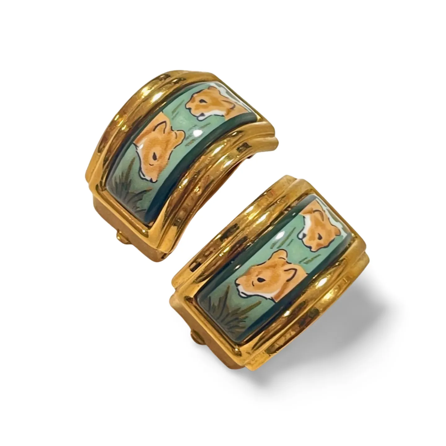 Vintage Hermes cloisonné ceramic enamel golden earrings with 2 female lion design. Twin lions. Great gift idea. 070225ac5