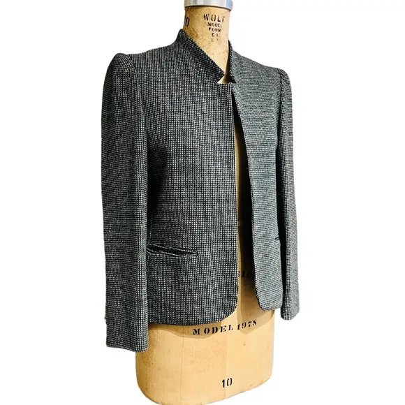 Vintage PeaBody House Jacket Size Fits S/ M two Front pockets 100% Wool