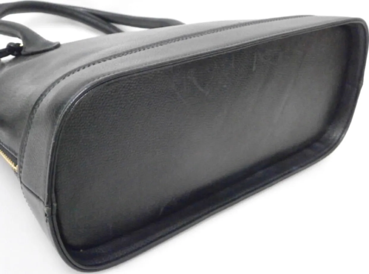 Vintage Valentino Garavani black leather bolide bag with shoulder strap, V logo, a fringe. Classic dialy use purse. 060616r1