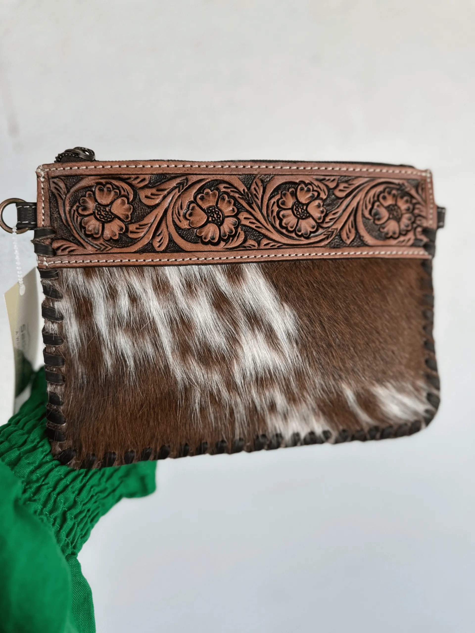 Volcan Cowhide and Leather Bag (AC43)