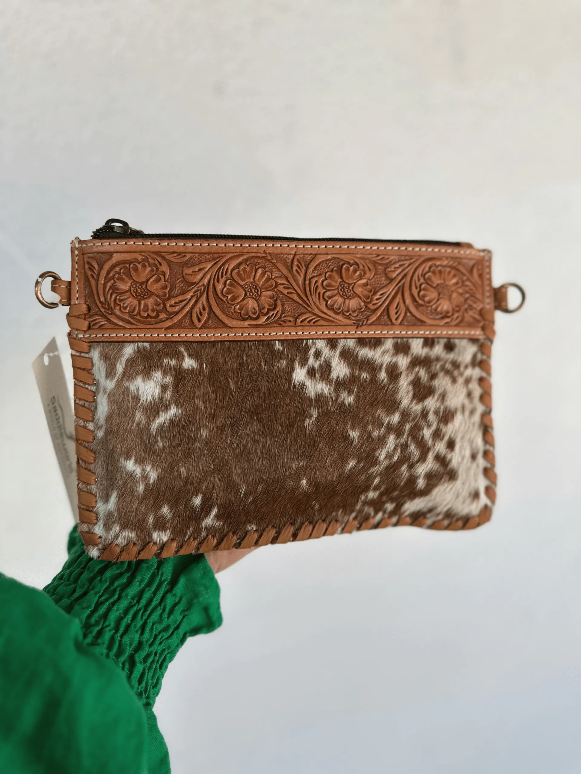 Volcan Cowhide and Leather Bag (AC43)