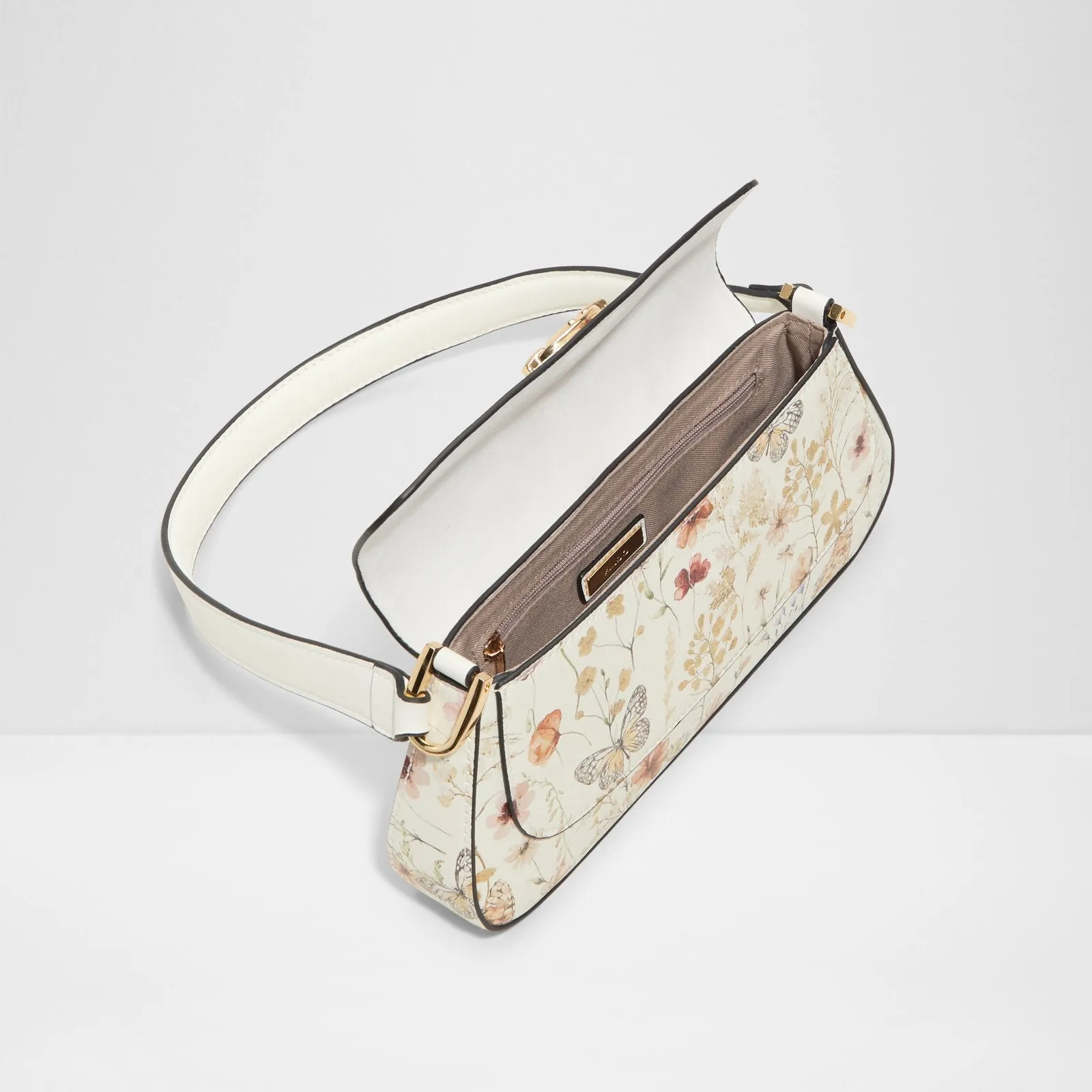 Wafiya / Shoulder Bag