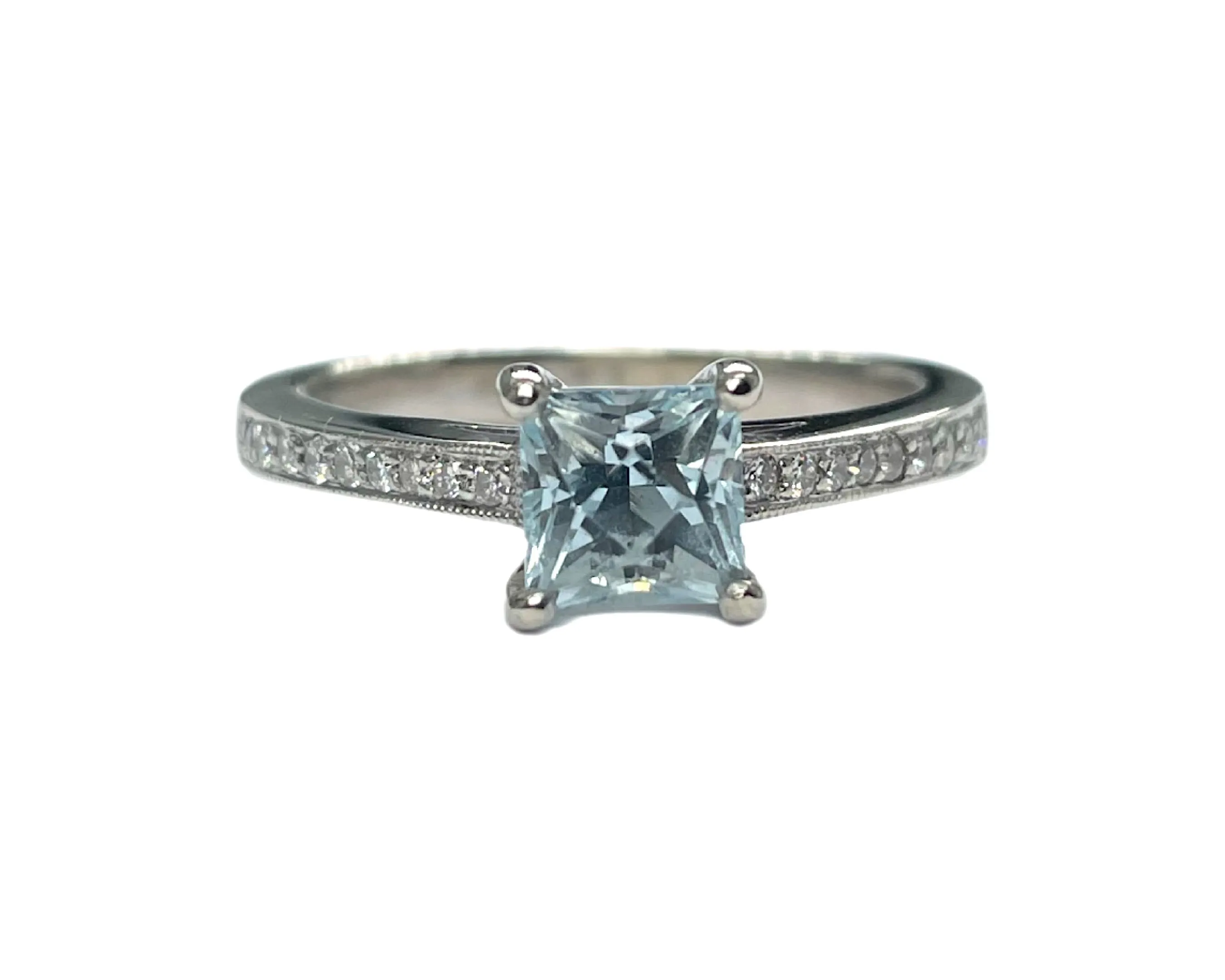 White Gold Aquamarine and Diamond Ring (Authentic Pre-Owned)