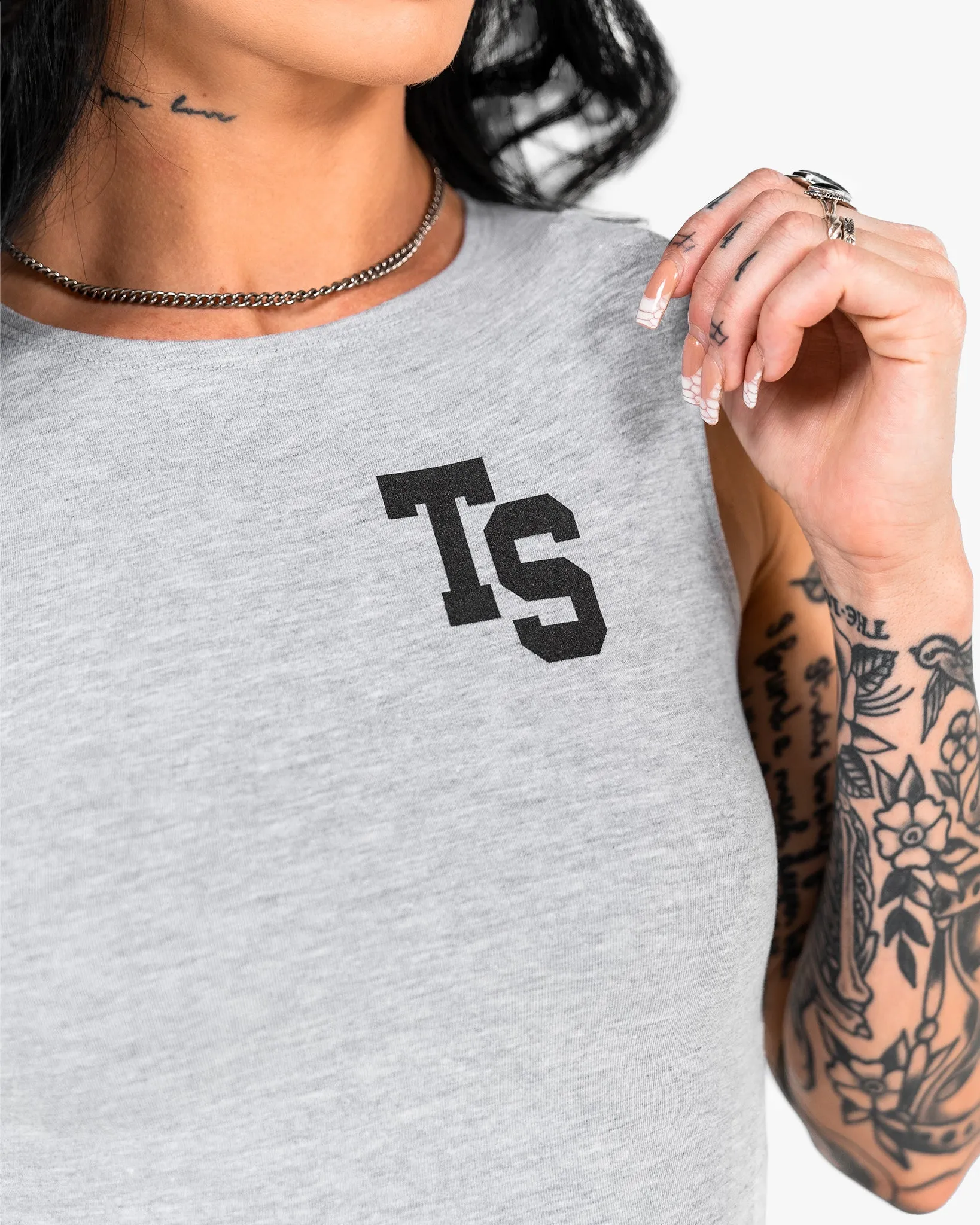 WKND Fitted Crop Tank - Grey