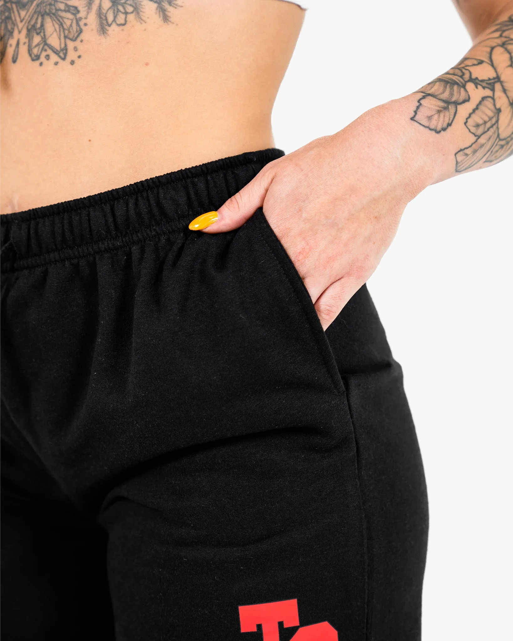 WKND Leisure Short - Black w/ Red