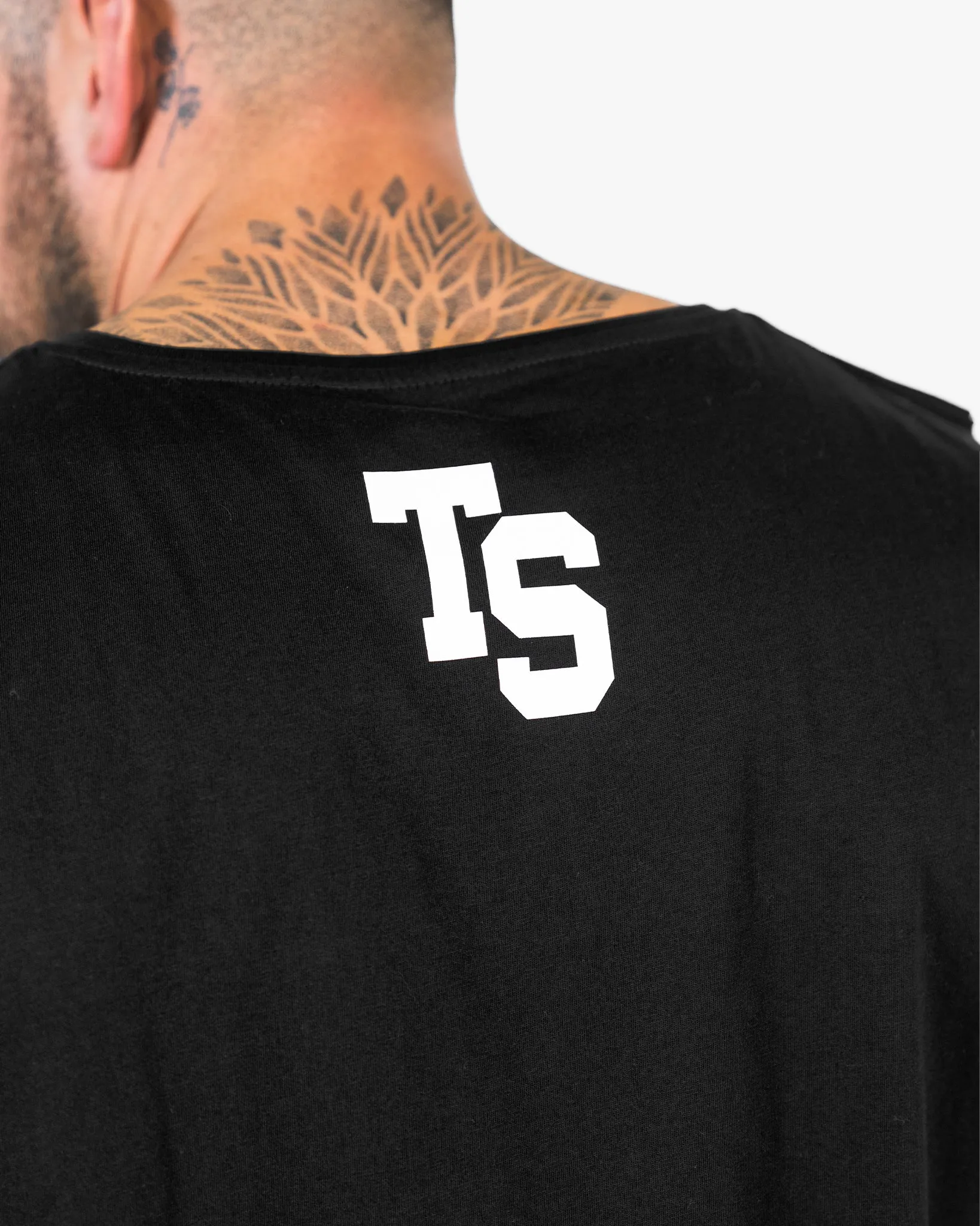 WKND Relaxed Tank - Black w/ White