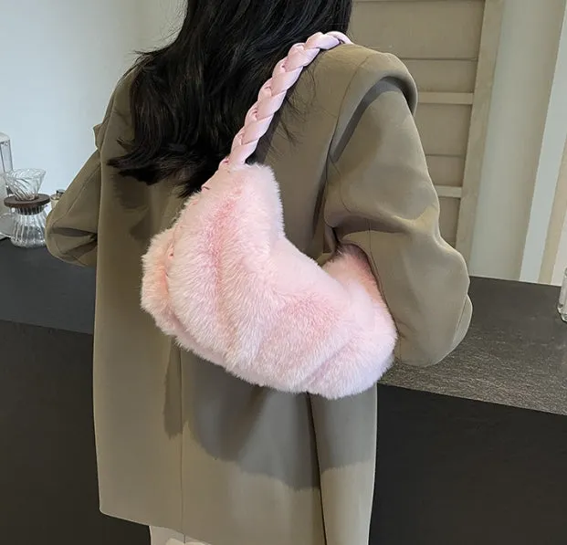Woven Handbag & Underarm Bag for Women in Winter. Simple, Versatile, Exuding a High-end Sense and Fluffy Shoulder Bag C-241216-3