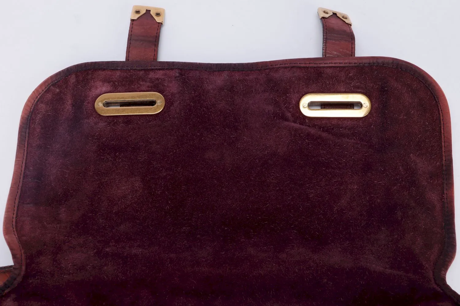 Yves Saint Laurent Besace (191839 491403) Burgundy Croc Embossed Shoulder Bag with Dust Cover