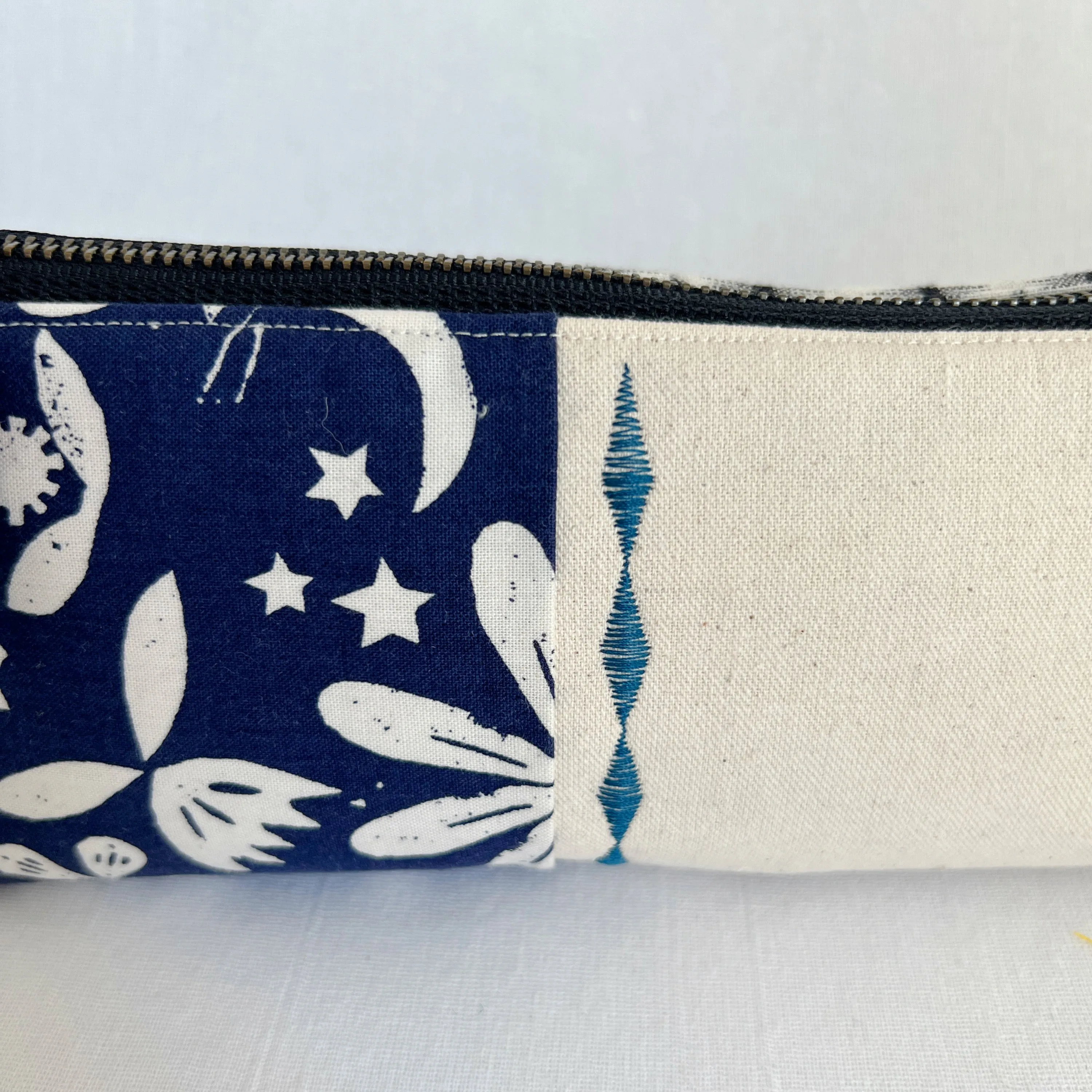 Zip Bag Pouch - Holds Art Pens, Paintbrushes, Supplies and More
